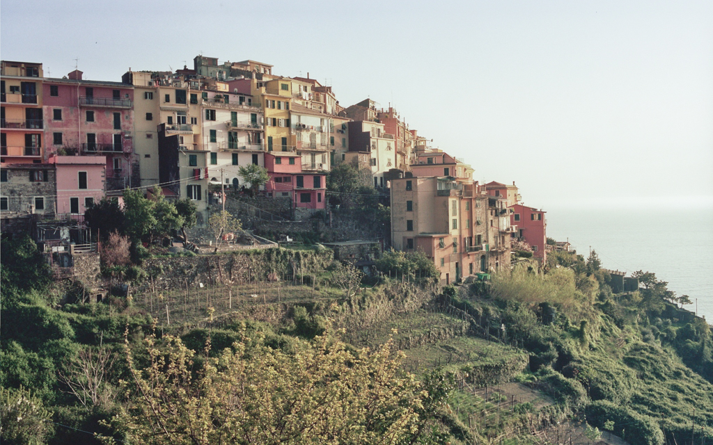 ../../../../../_images/russell-dyerhouse-cinque-terre-liguria-20110414-131.jpg