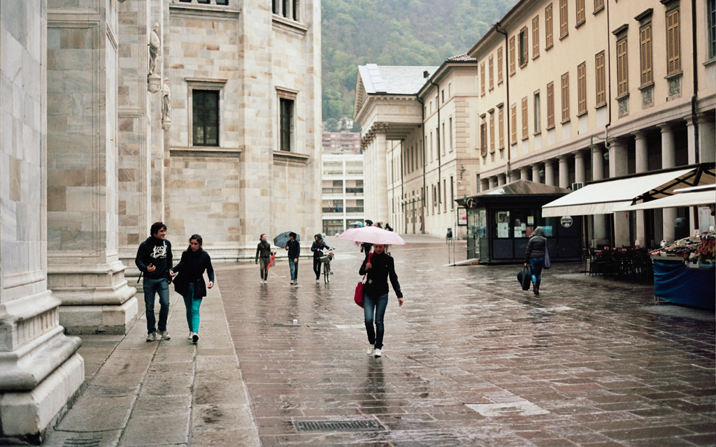 ../../../../../_images/russell-dyerhouse-como-lombardia-20120424-171.jpg
