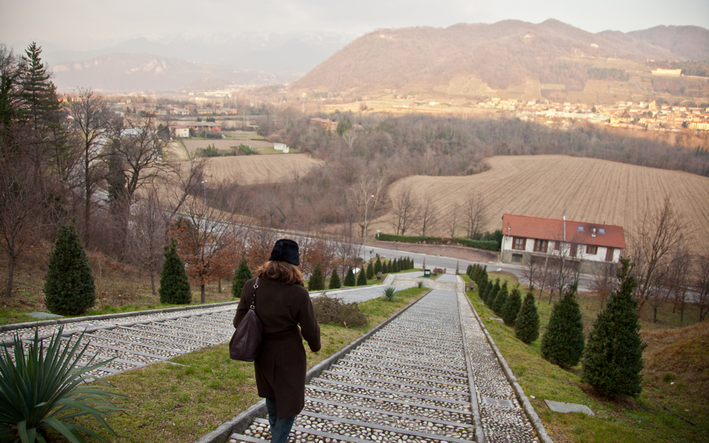 ../../../../../_images/russell-dyerhouse-imbersago-lombardia-20100115-031.jpg