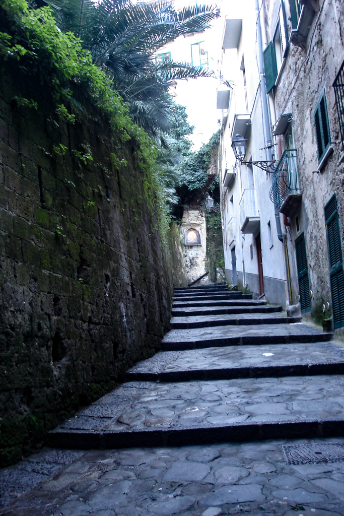 ../../../../../_images/russell-dyerhouse-sorrento-italy-141.jpg